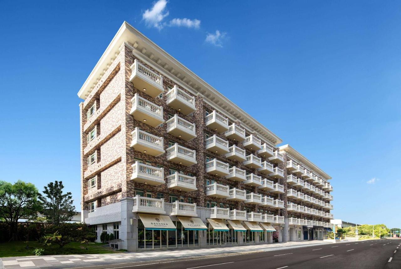Tryp By Wyndham New Taipei Linkou 新北林口爵怡溫德姆酒店機場捷運mrta9林口站 Exterior photo