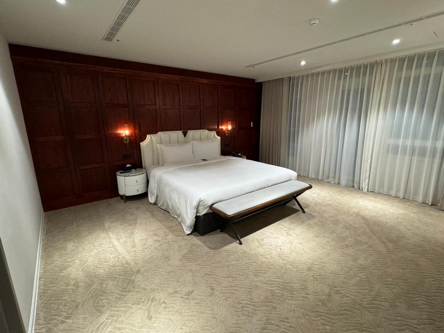 Tryp By Wyndham New Taipei Linkou 新北林口爵怡溫德姆酒店機場捷運mrta9林口站 Exterior photo